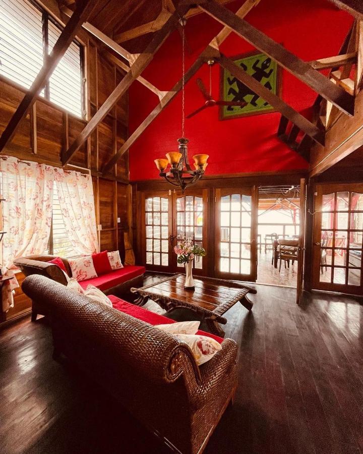 Villa Amaya โบกัสทาวน์ ภายนอก รูปภาพ