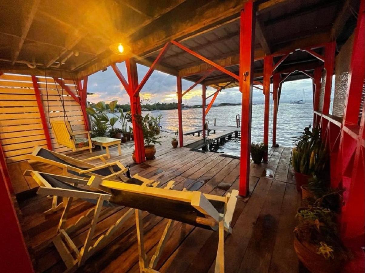 Villa Amaya โบกัสทาวน์ ภายนอก รูปภาพ