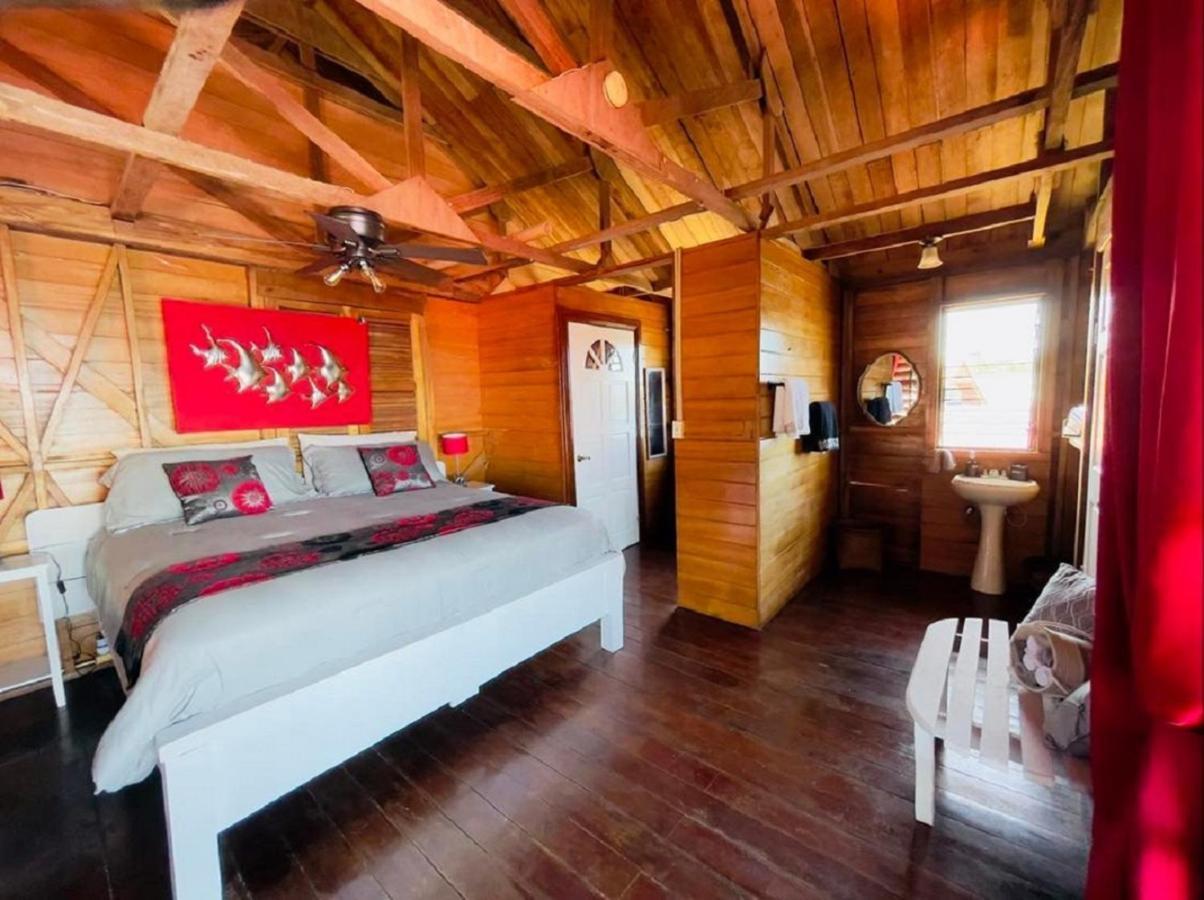Villa Amaya โบกัสทาวน์ ภายนอก รูปภาพ