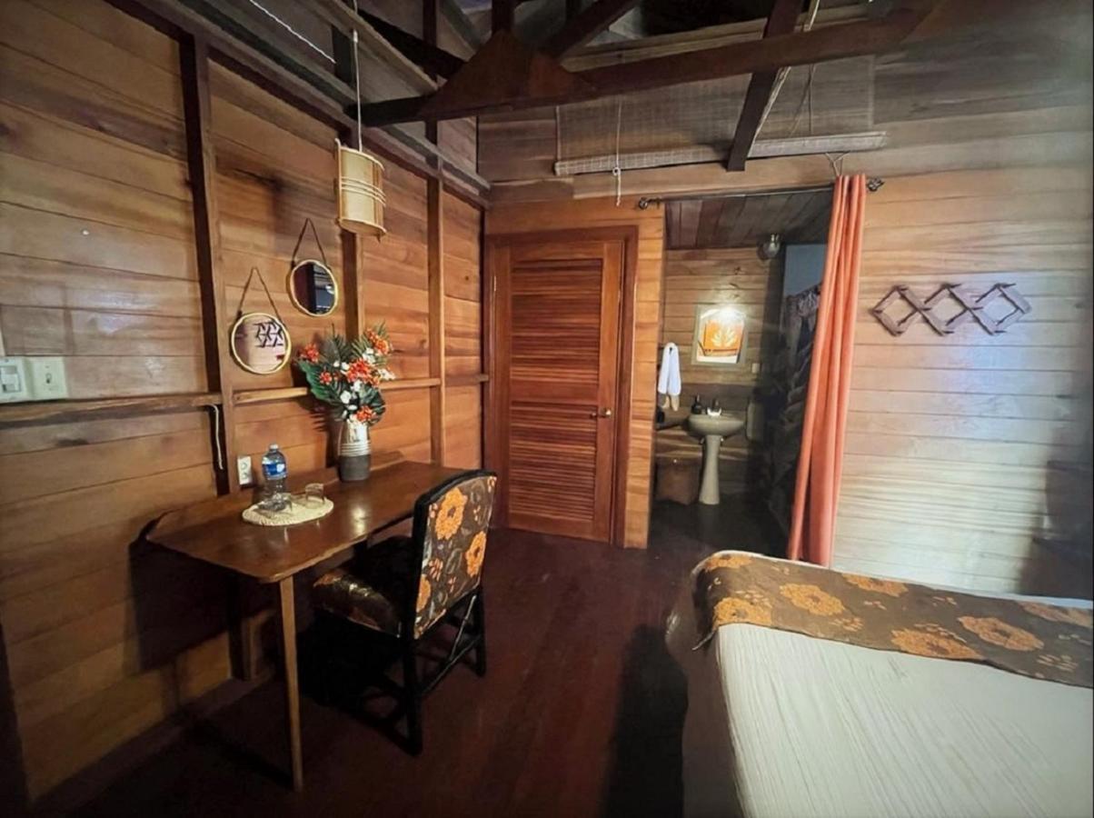 Villa Amaya โบกัสทาวน์ ภายนอก รูปภาพ