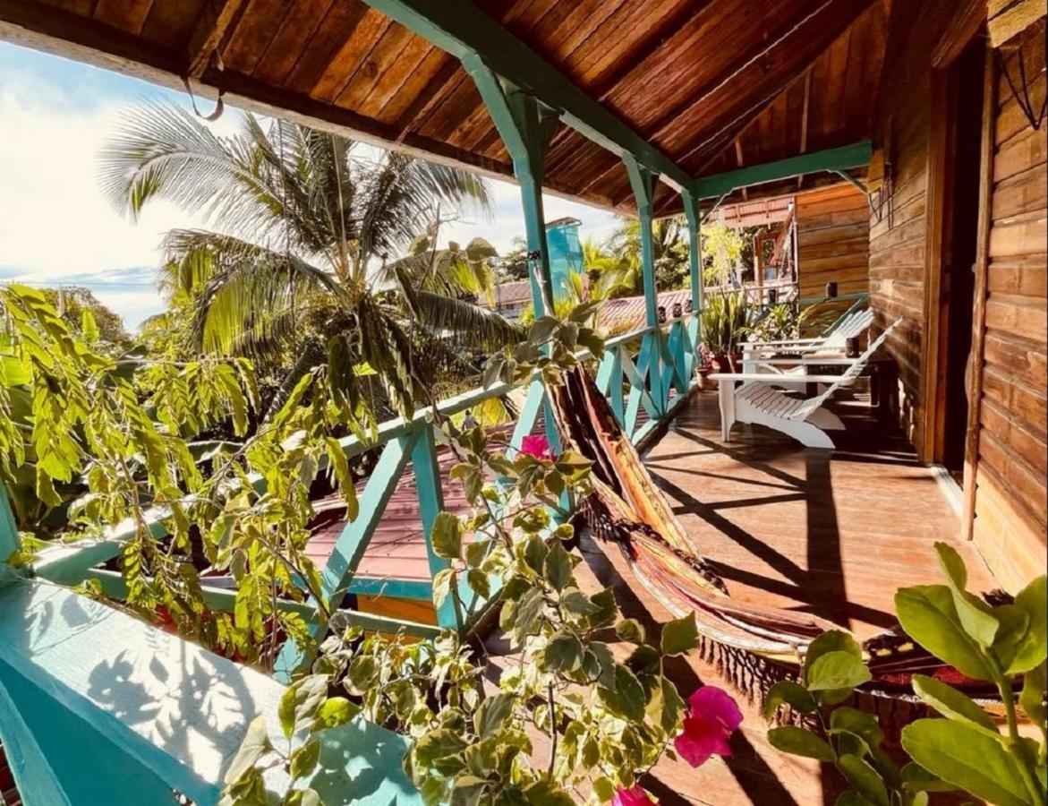 Villa Amaya โบกัสทาวน์ ภายนอก รูปภาพ