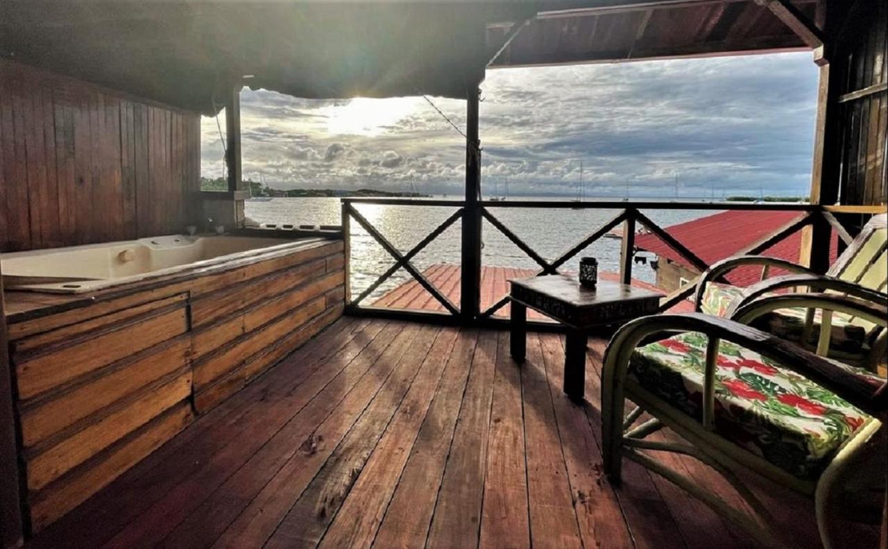 Villa Amaya โบกัสทาวน์ ภายนอก รูปภาพ